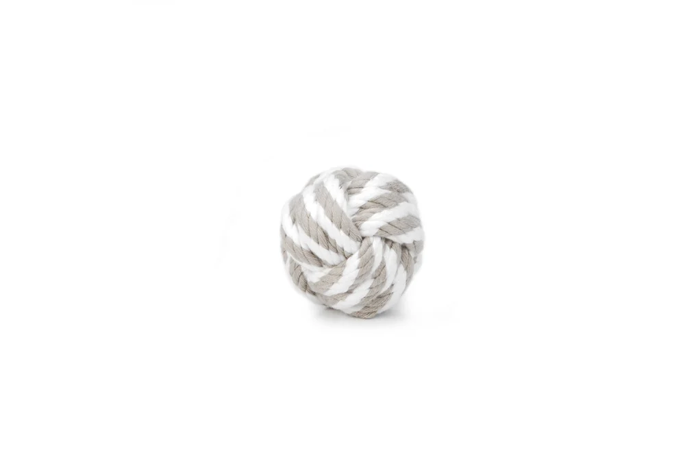 Beeztees Touwbal - Hondenspeelgoed - Grijs Beige - 21.5x10.5x2 cm
