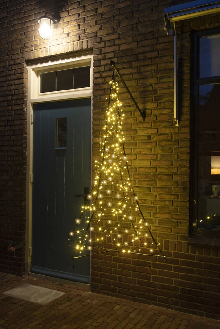 Fairybell 1,50 meter - Hangende kerstboom - 240 - Warm wit - 30 cm