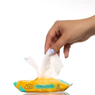 Furree Natural Insect Wipes - Image 2